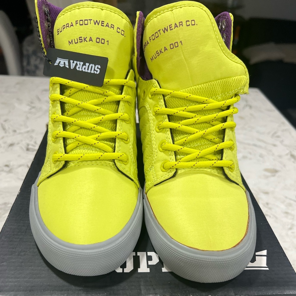 Supra Skytop Sneakers in Yellow and Light Gray